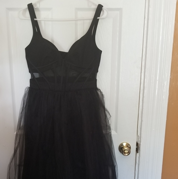 CINQ A SEPT EVANGELINE DRESS sz 6 tulle gown - Picture 6 of 14